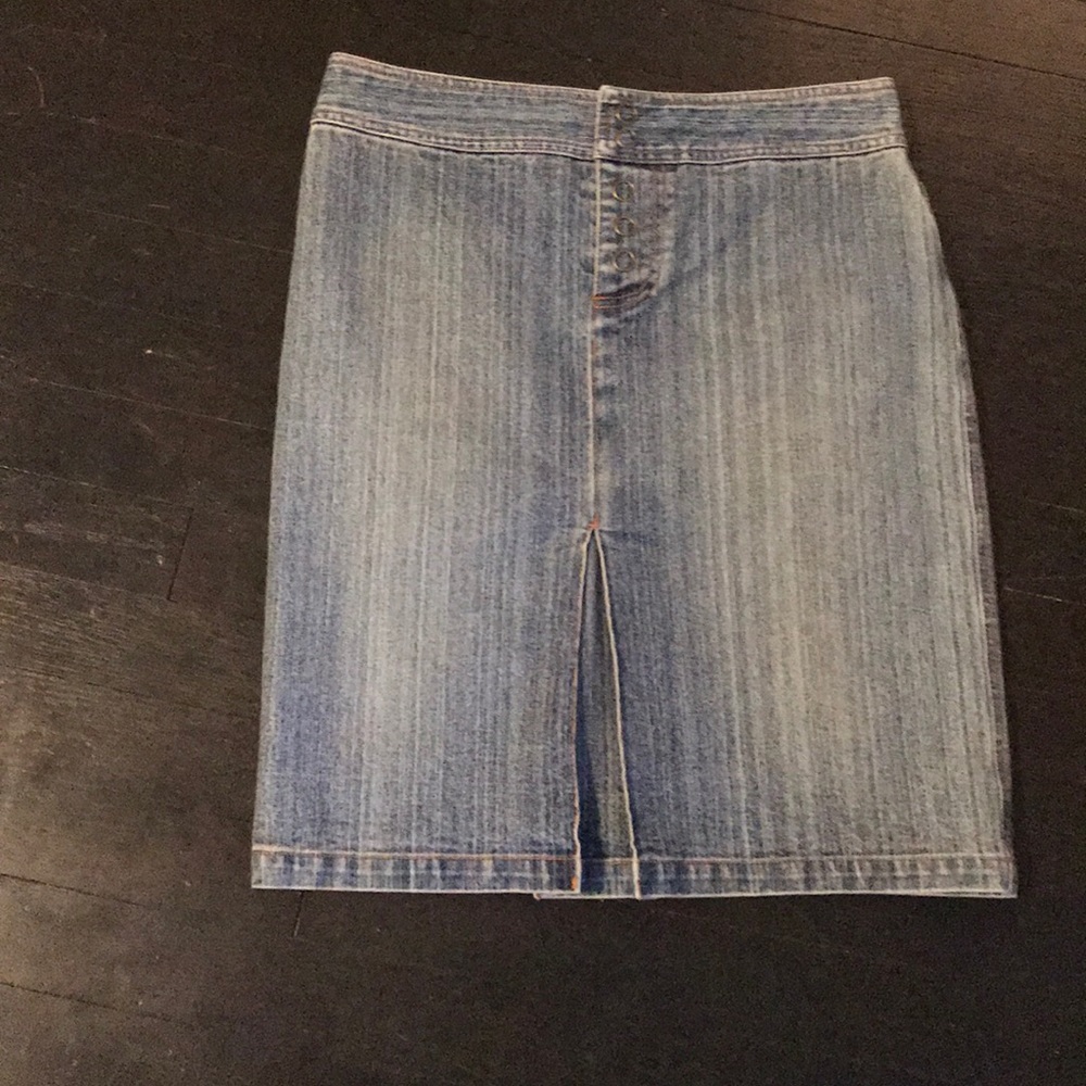 A/X Armani Exchange • Women’s denim skirt